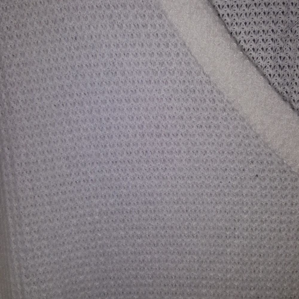 LARGE Thermal Knit long sleeve top - Picture 3 of 3